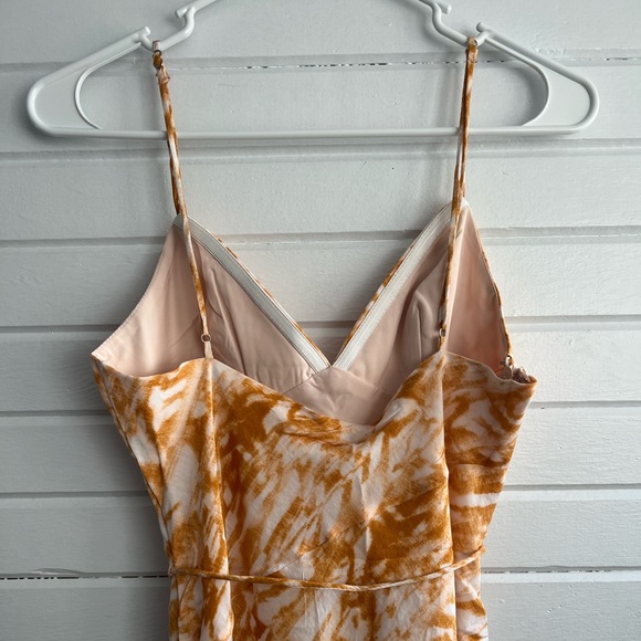 NWT Selfie Leslie Midi Dress - Picture 4 of 6